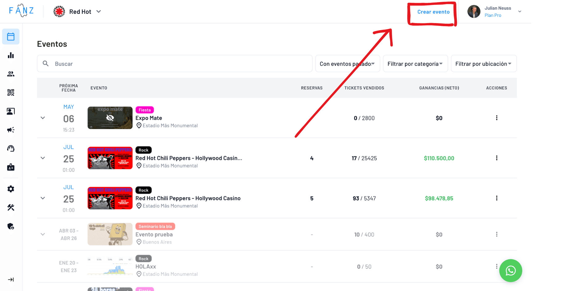 captura de pantalla del panel de fanz con flecha roja apuntando al botón "Crear Evento"